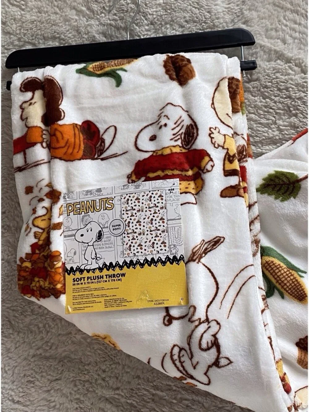 Peanuts Snoopy Fall Autumn Throw Blanket Charlie Lucy Franklin 50” X 70” NEW